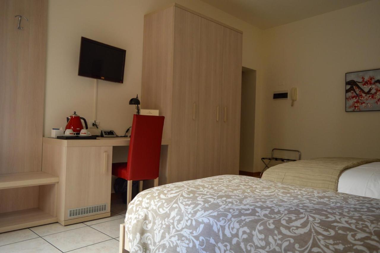 La Contrada Bed & Breakfast Sarnico Exterior foto
