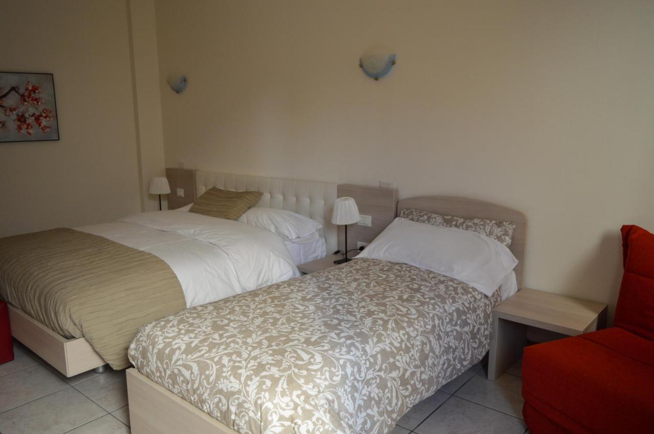 La Contrada Bed & Breakfast Sarnico Exterior foto