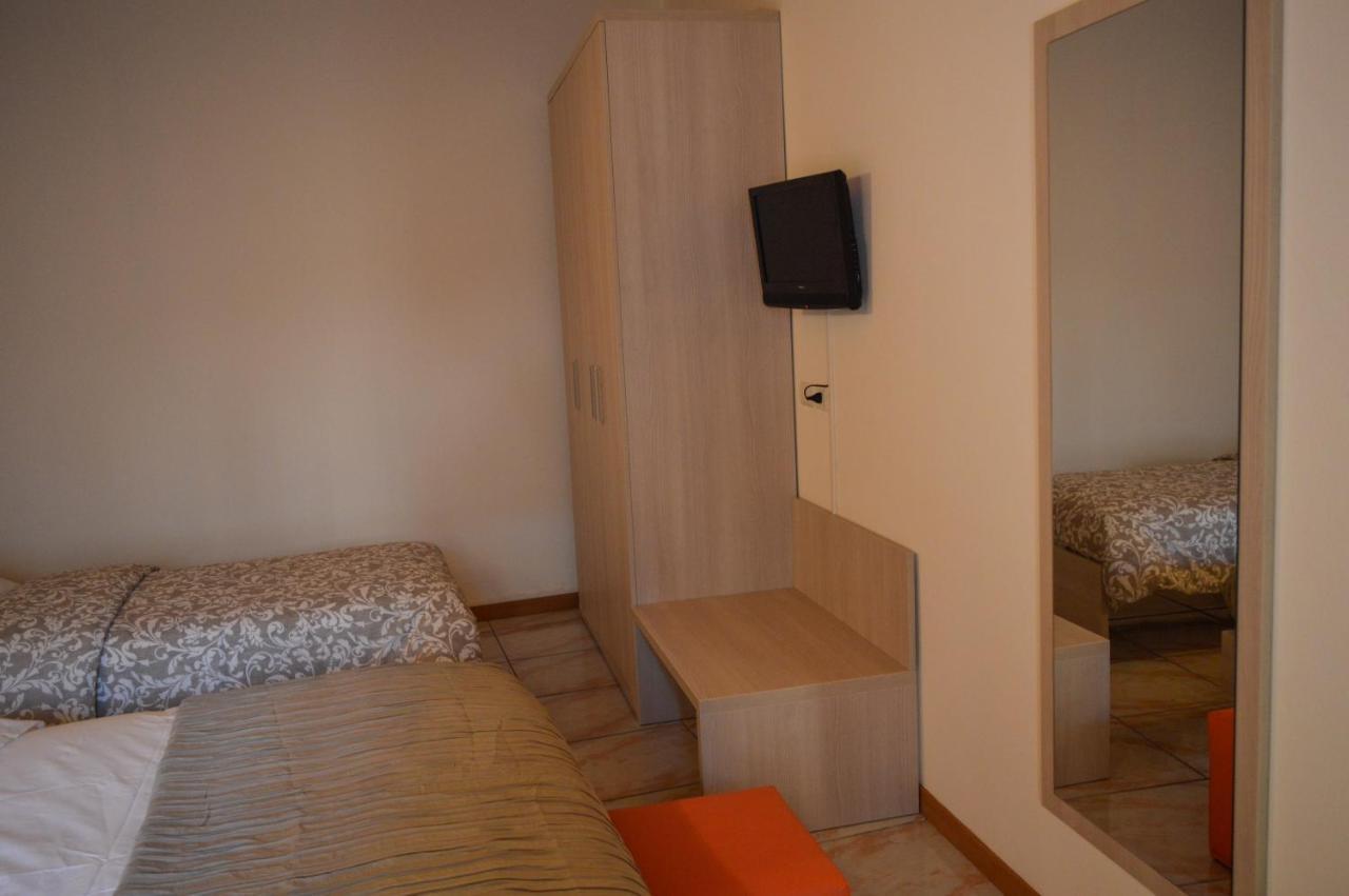 La Contrada Bed & Breakfast Sarnico Exterior foto