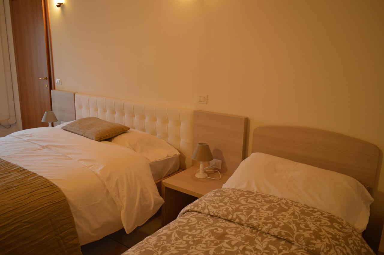 La Contrada Bed & Breakfast Sarnico Exterior foto