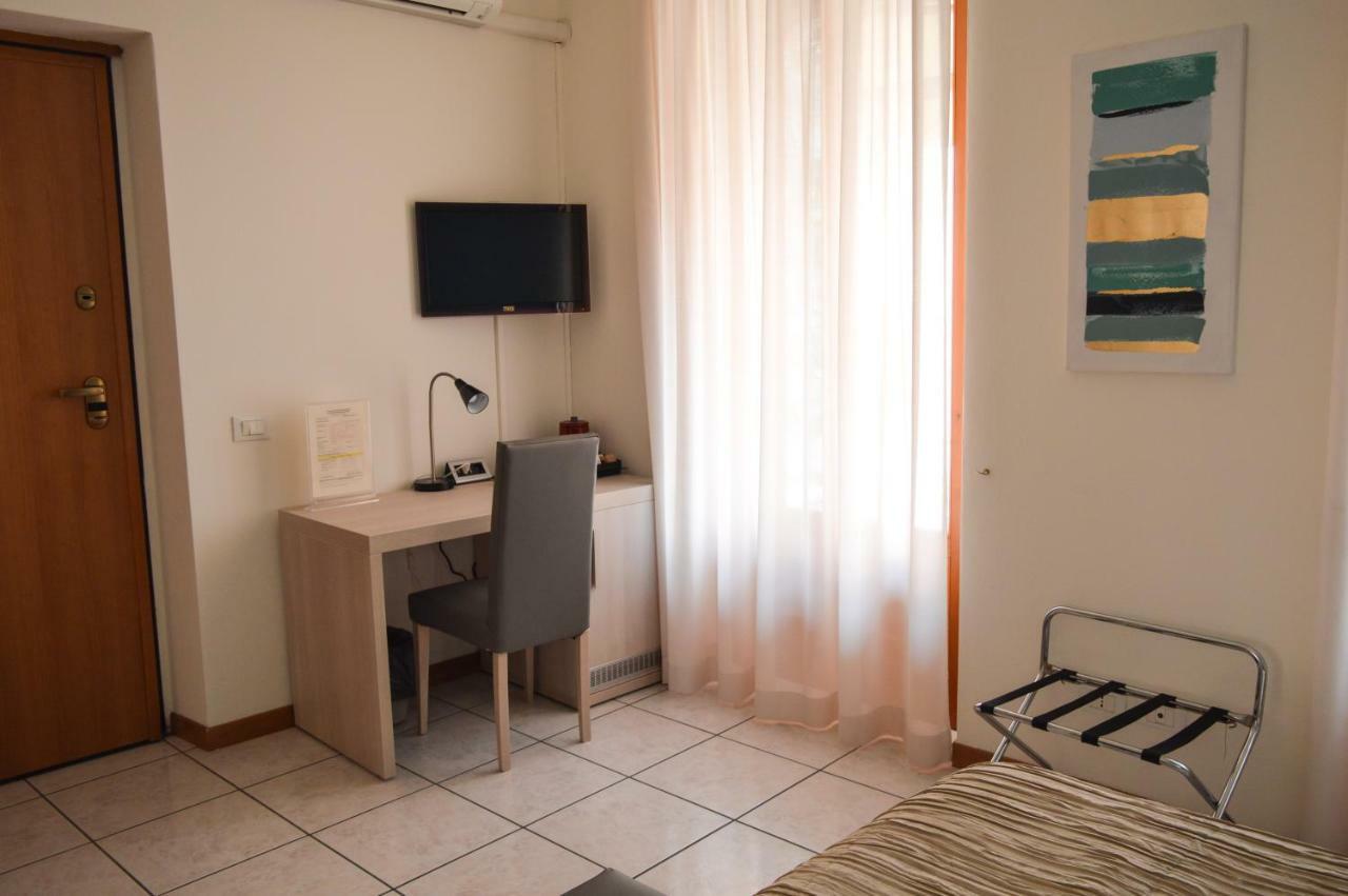 La Contrada Bed & Breakfast Sarnico Exterior foto