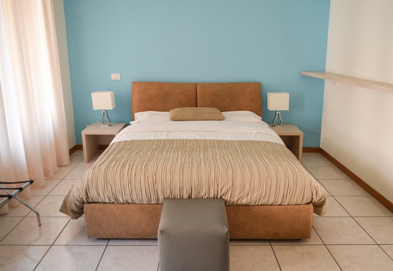 La Contrada Bed & Breakfast Sarnico Exterior foto